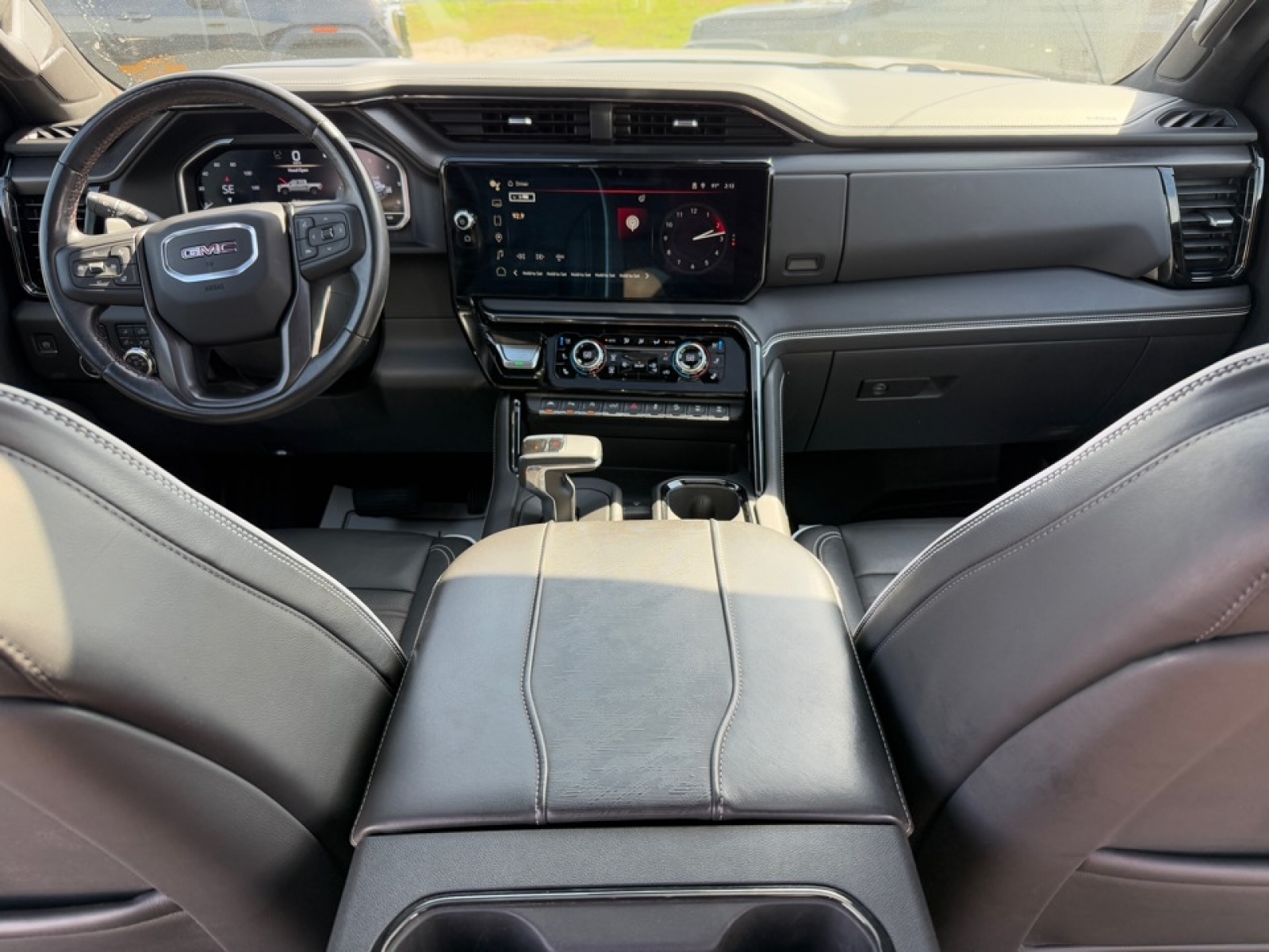 2023 GMC Sierra 1500 4WD Crew Cab Short Box AT4X, 39020, Photo