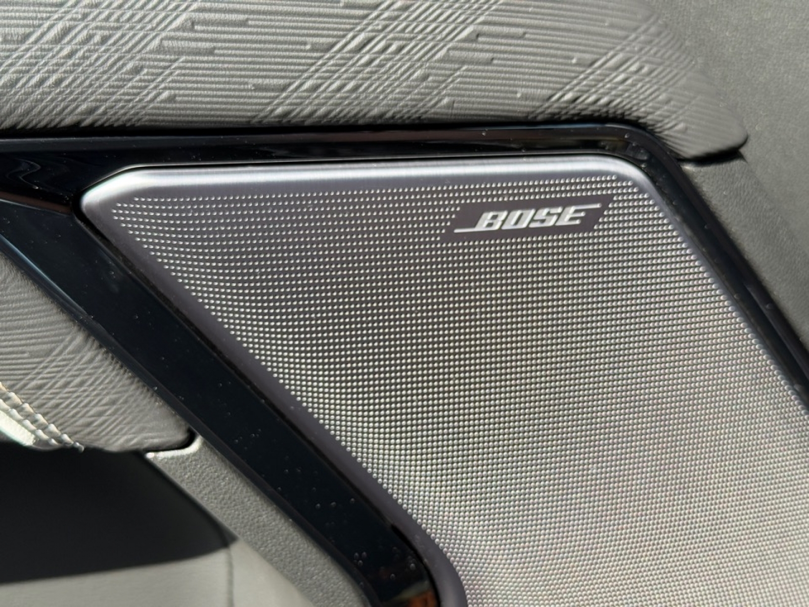 2023 GMC Sierra 1500 4WD Crew Cab Short Box AT4X, 39020, Photo