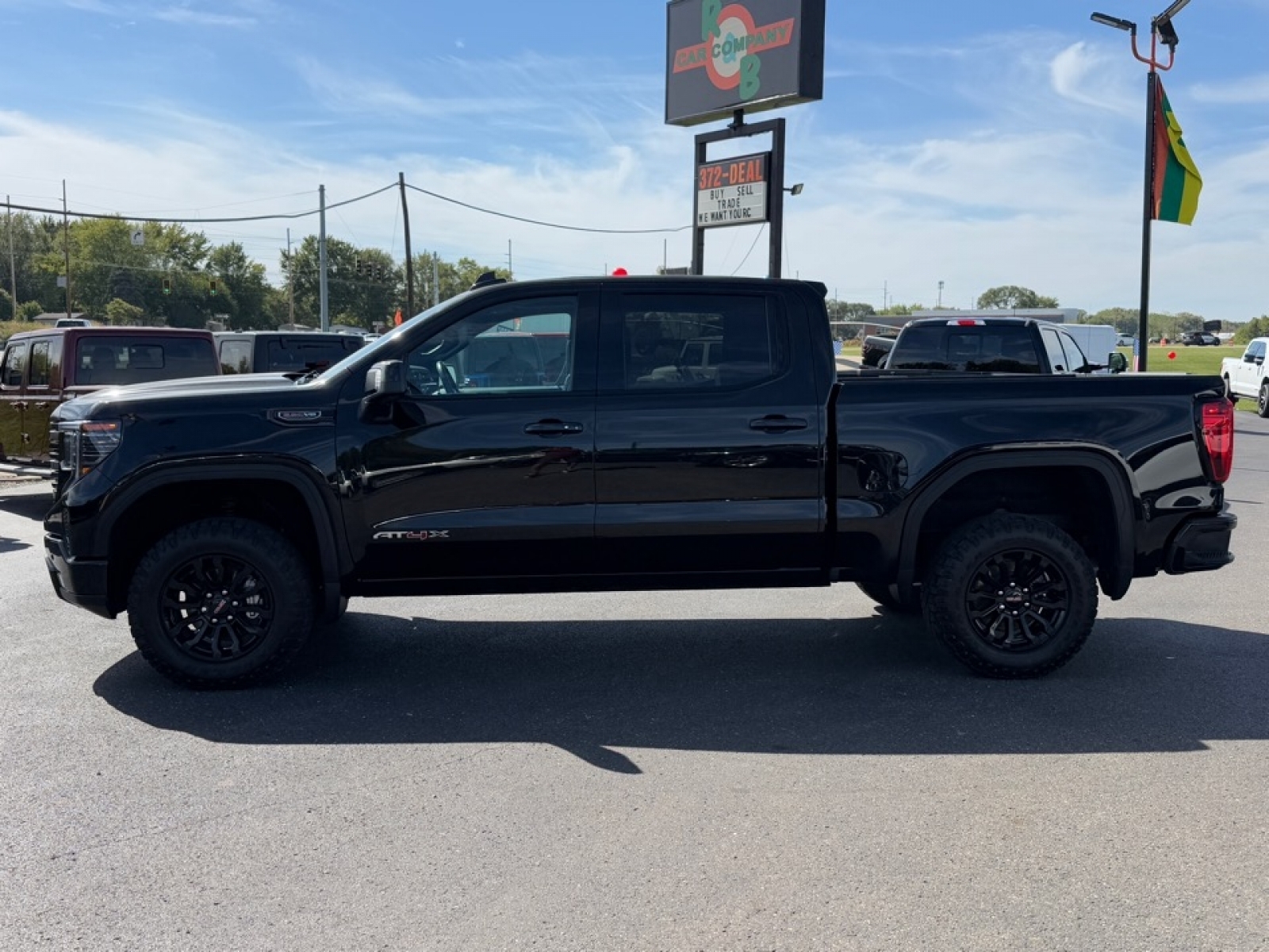 2023 GMC Sierra 1500 4WD Crew Cab Short Box AT4X, 39020, Photo