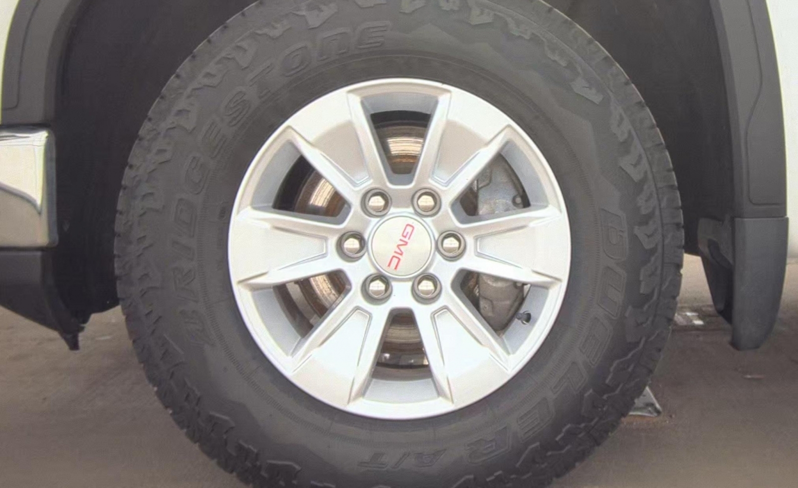 2023 GMC Sierra 1500 4WD Crew Cab Short Box SLE, 39823, Photo