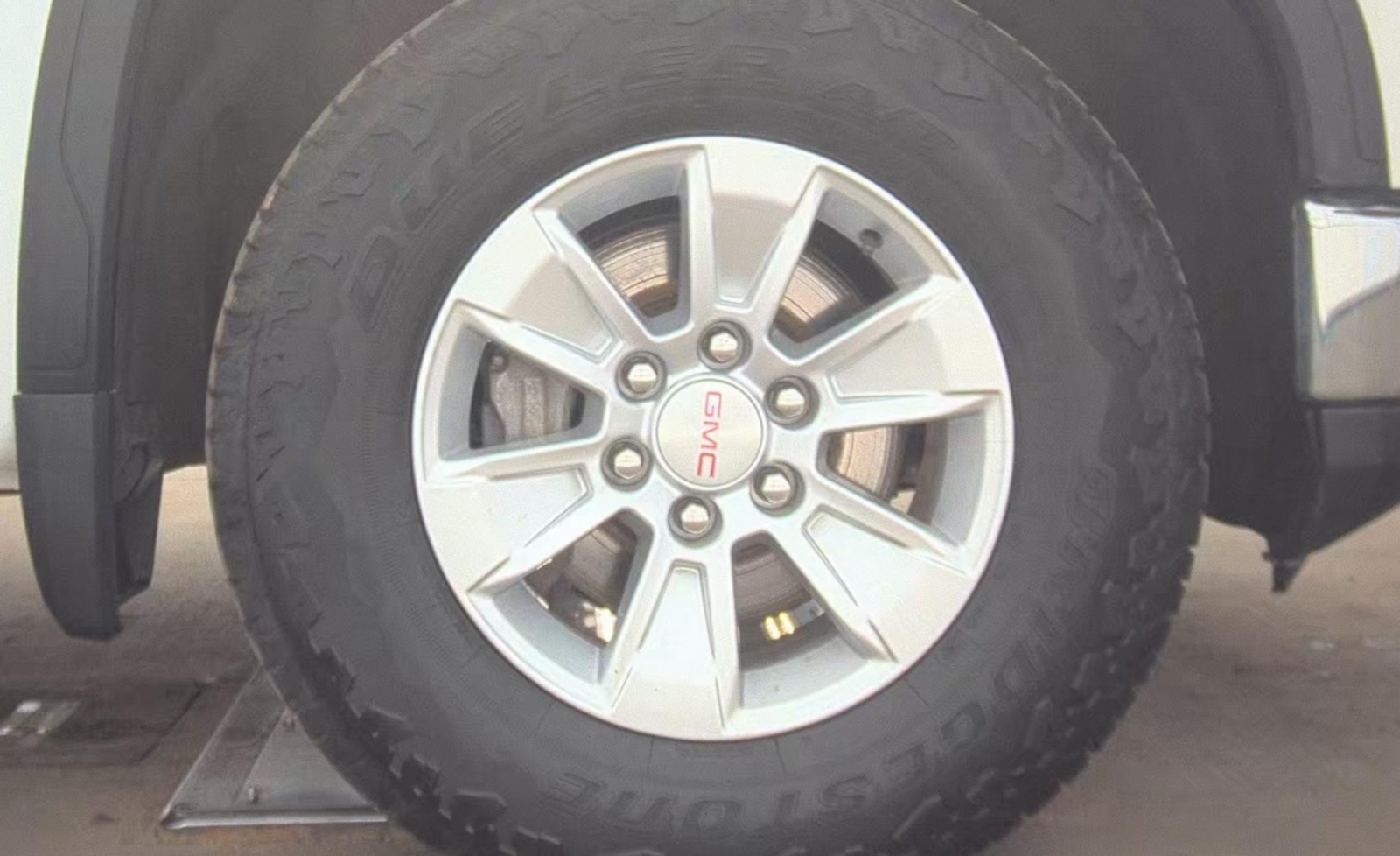 2023 GMC Sierra 1500 4WD Crew Cab Short Box SLE, 39823, Photo