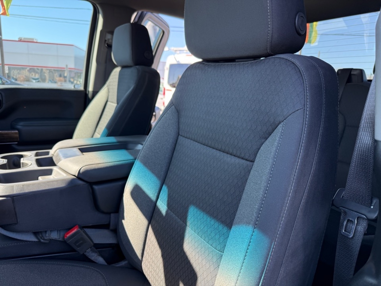 2023 GMC Sierra 2500HD SLE, 39561, Photo