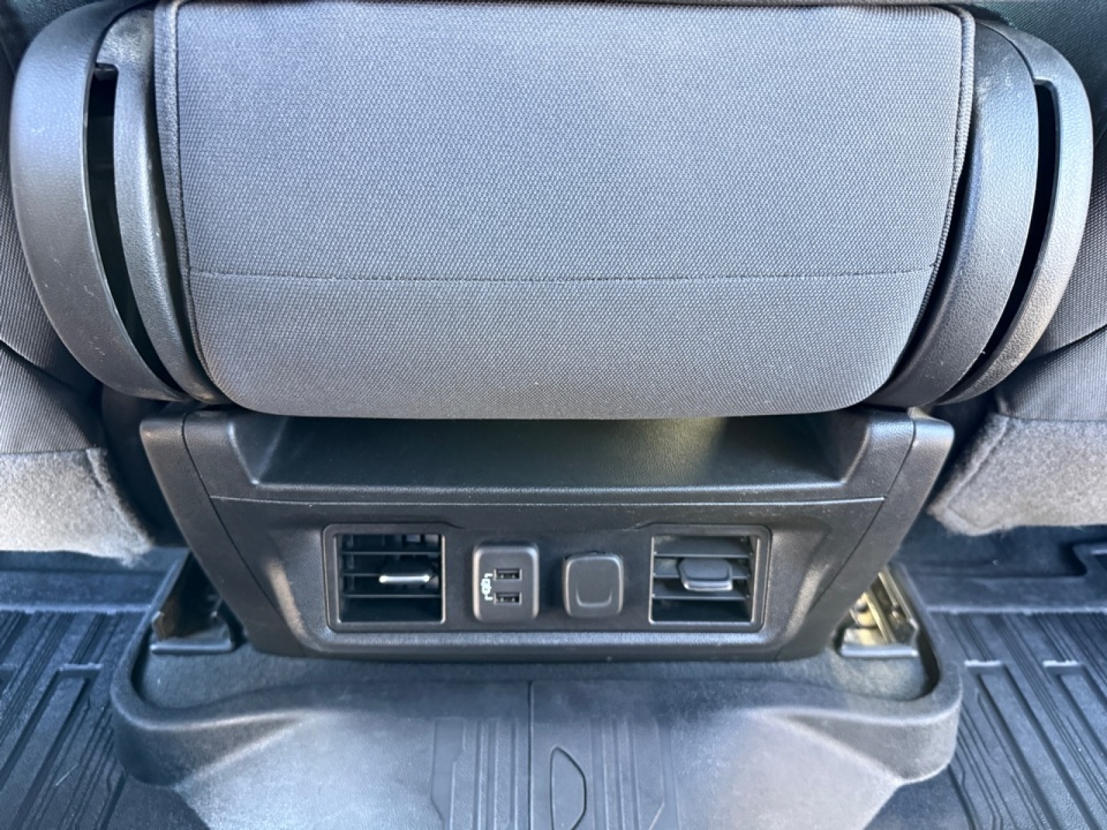 2023 GMC Sierra 2500HD SLE, 39561, Photo