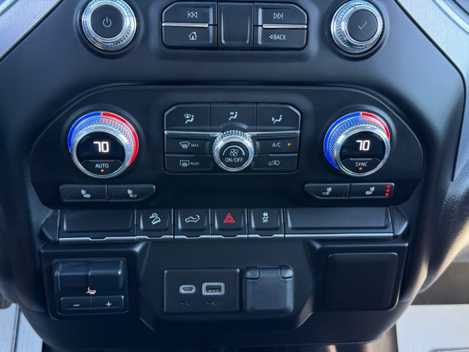 2023 GMC Sierra 2500HD SLE, 39561, Photo