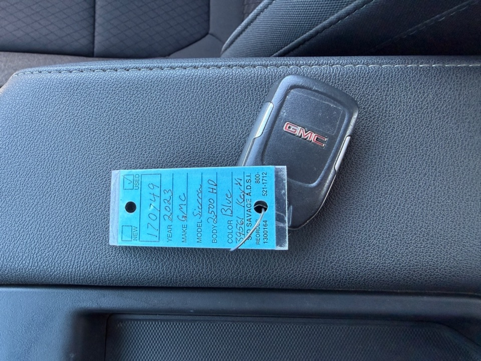2023 GMC Sierra 2500HD SLE, 39561, Photo