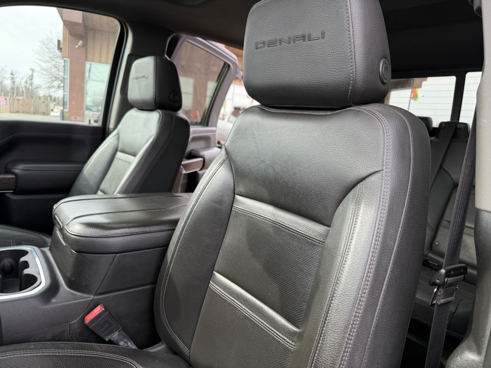 2023 GMC Sierra 3500HD Denali, 39360, Photo