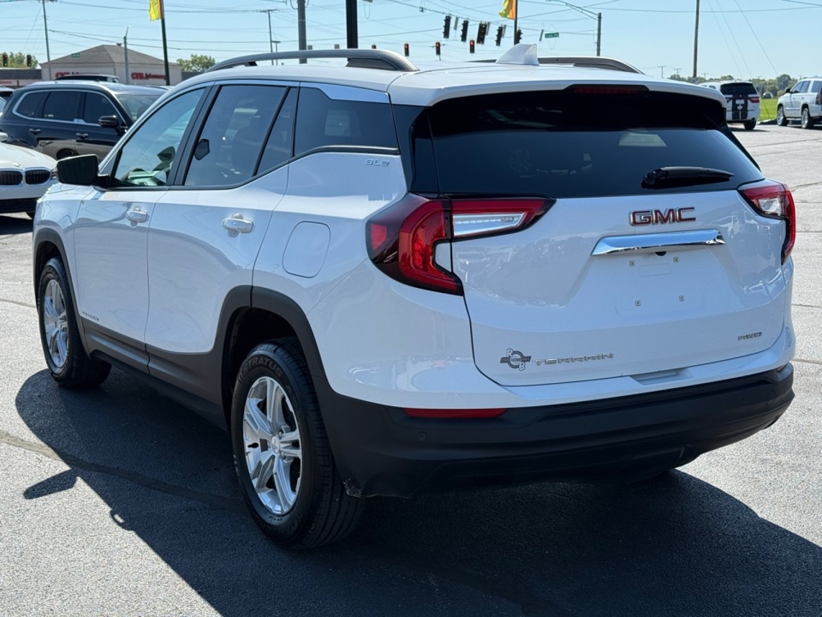 2023 GMC Terrain AWD SLE, 38853, Photo
