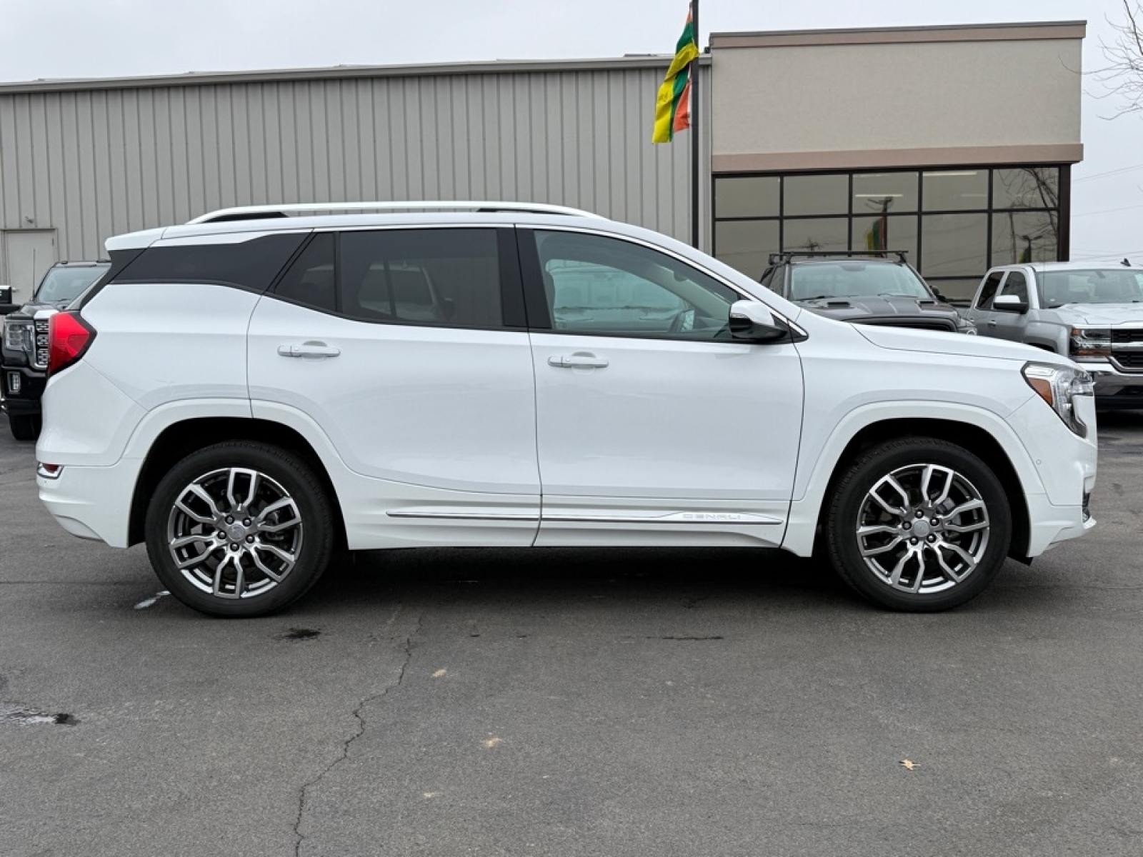 2023 GMC Terrain Denali, 39085A, Photo
