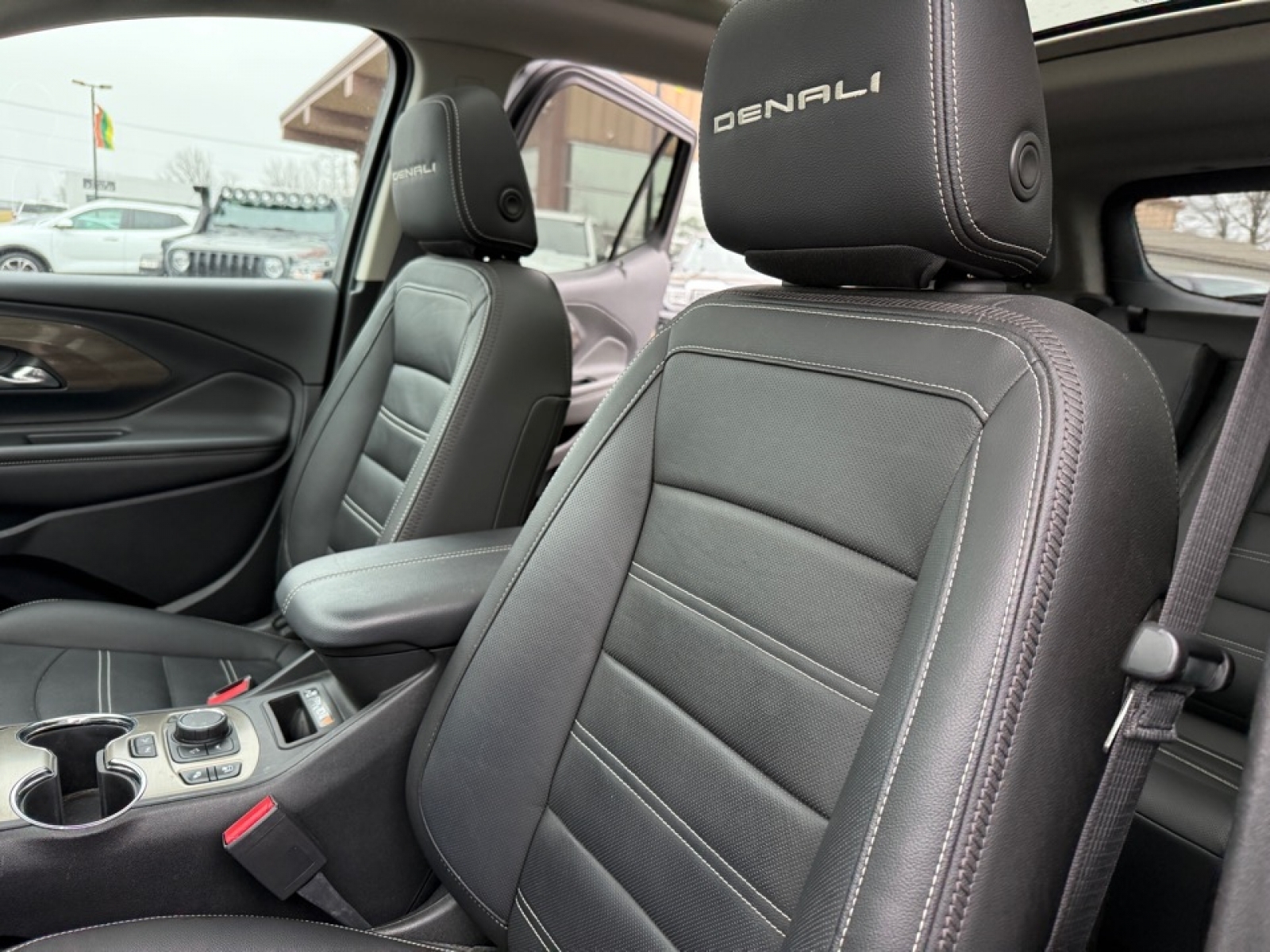 2023 GMC Terrain Denali, 39085A, Photo