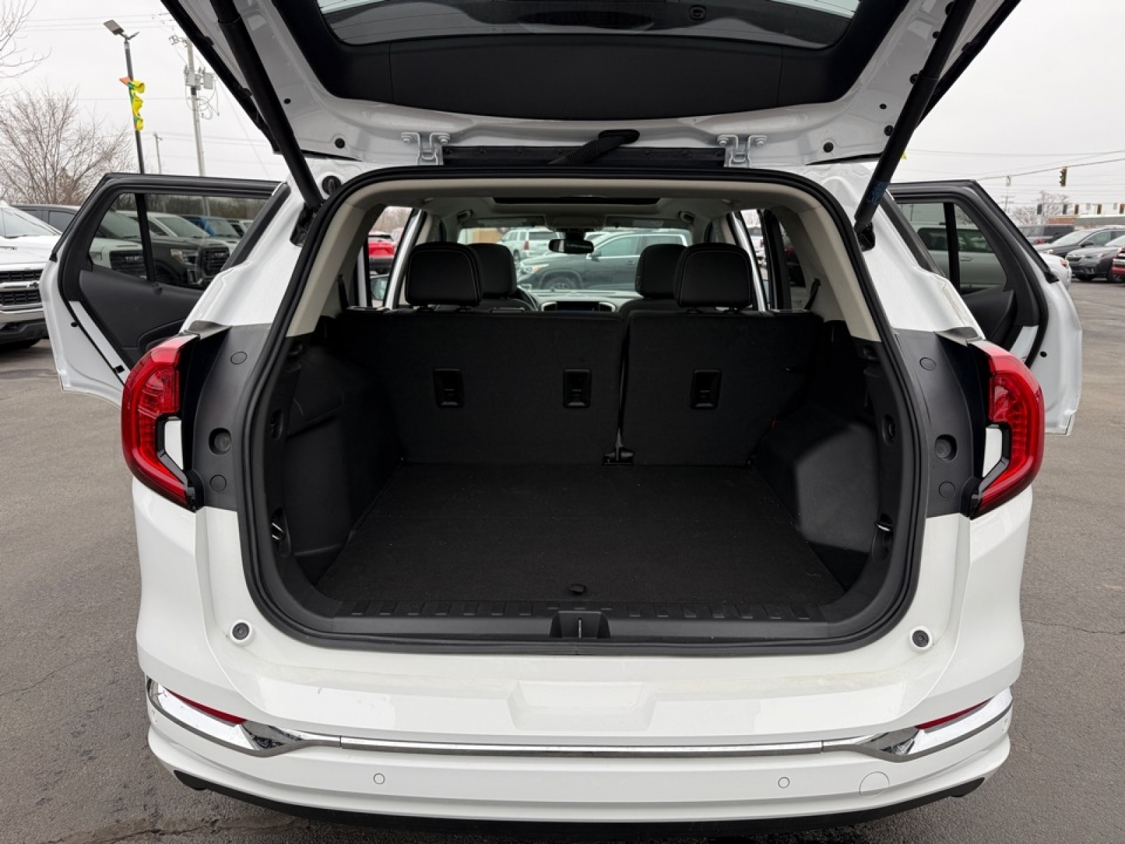 2023 GMC Terrain Denali, 39085A, Photo