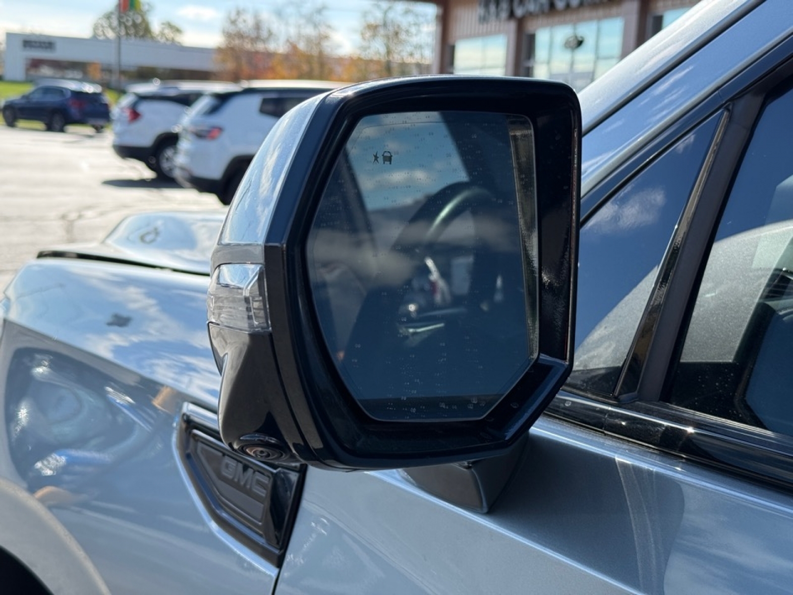 2023 GMC Yukon 4WD AT4, 38697B, Photo