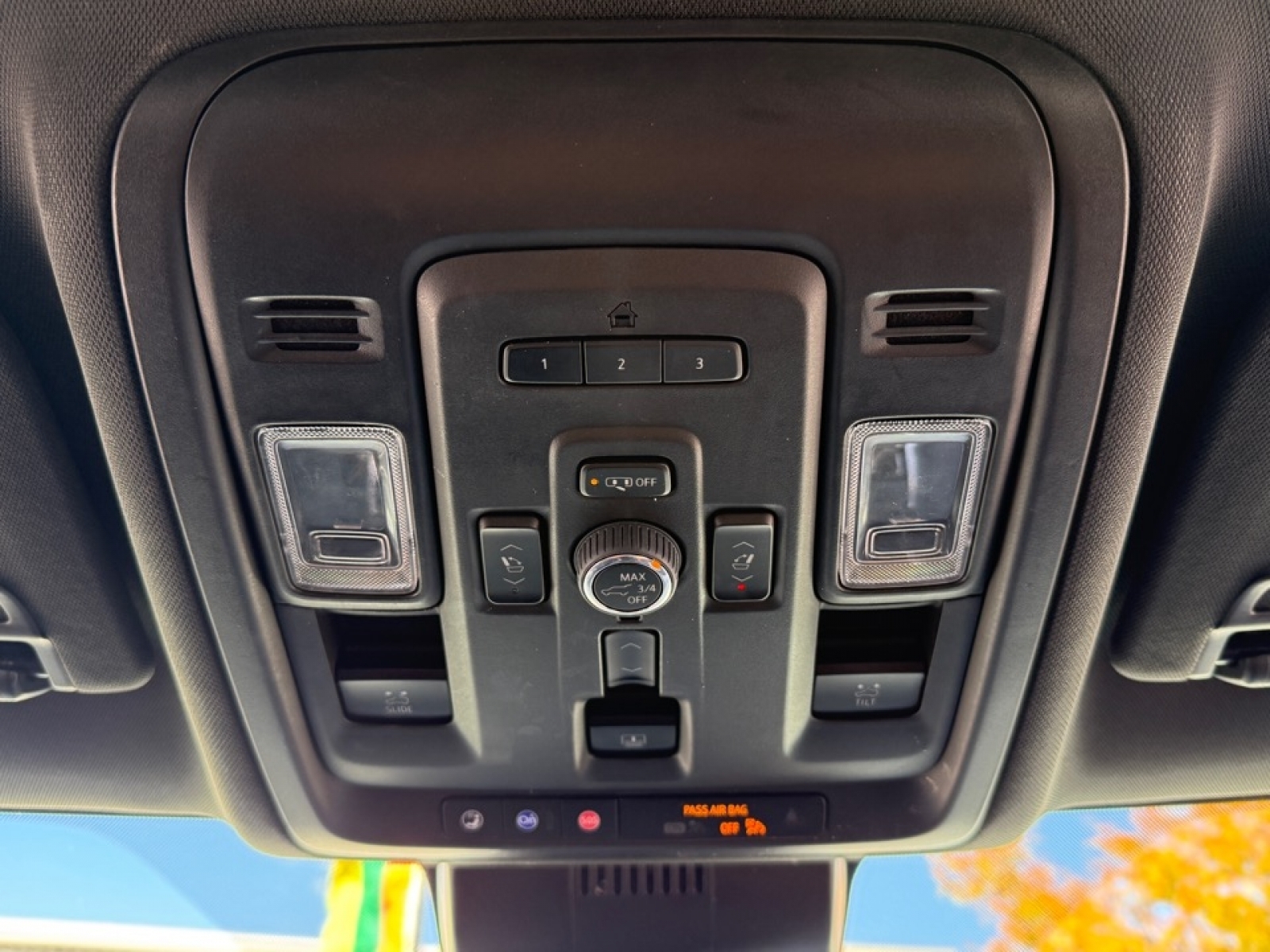 2023 GMC Yukon 4WD AT4, 38697B, Photo