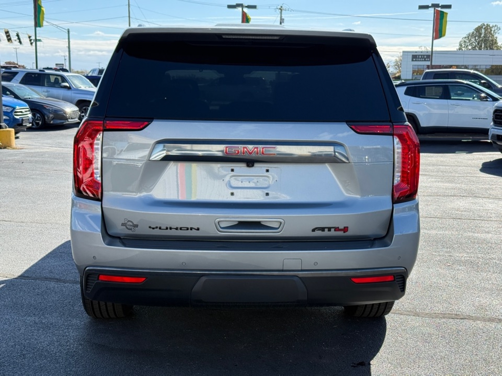 2023 GMC Yukon 4WD AT4, 38697B, Photo