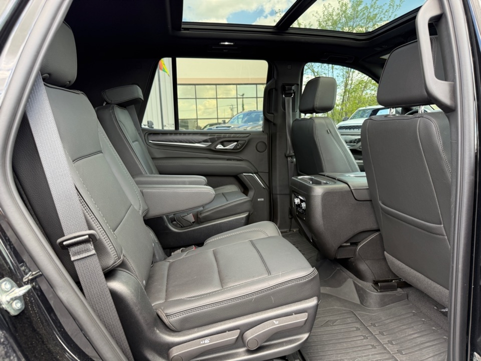 2023 GMC Yukon 4WD Denali, 39800, Photo