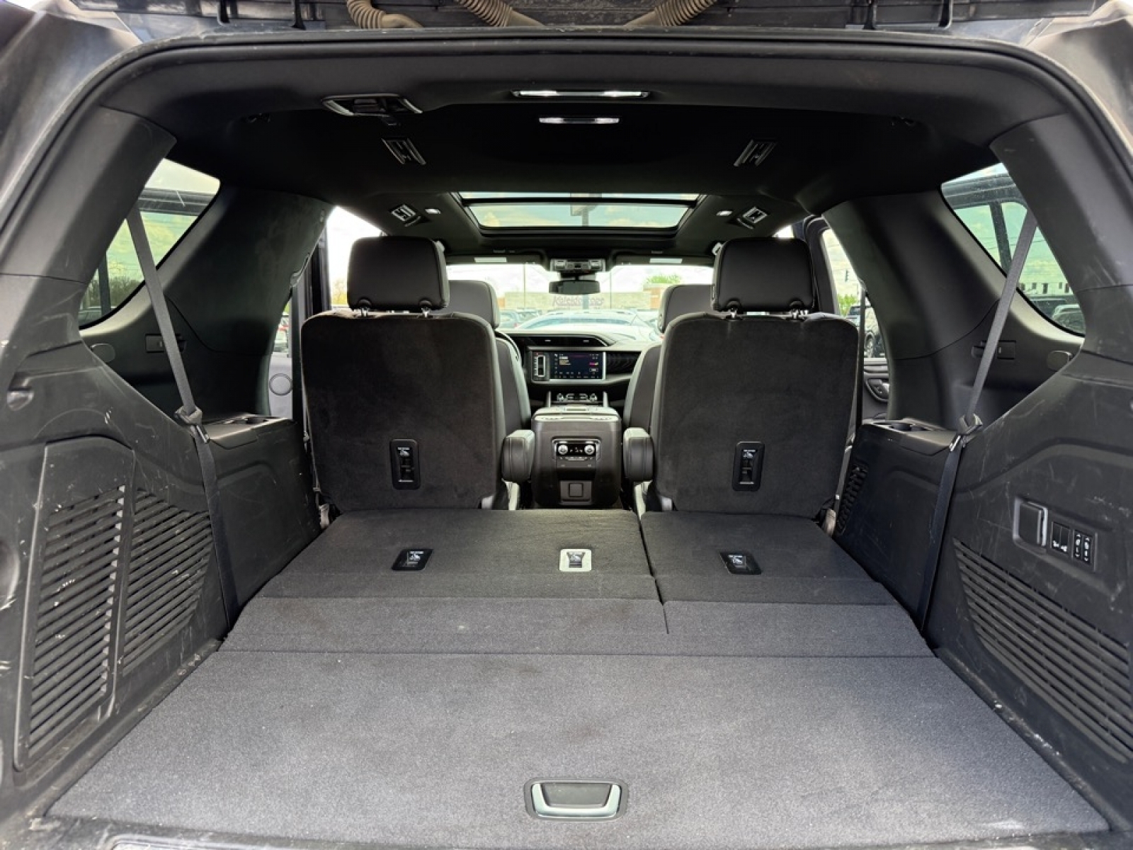 2023 GMC Yukon 4WD Denali, 39800, Photo