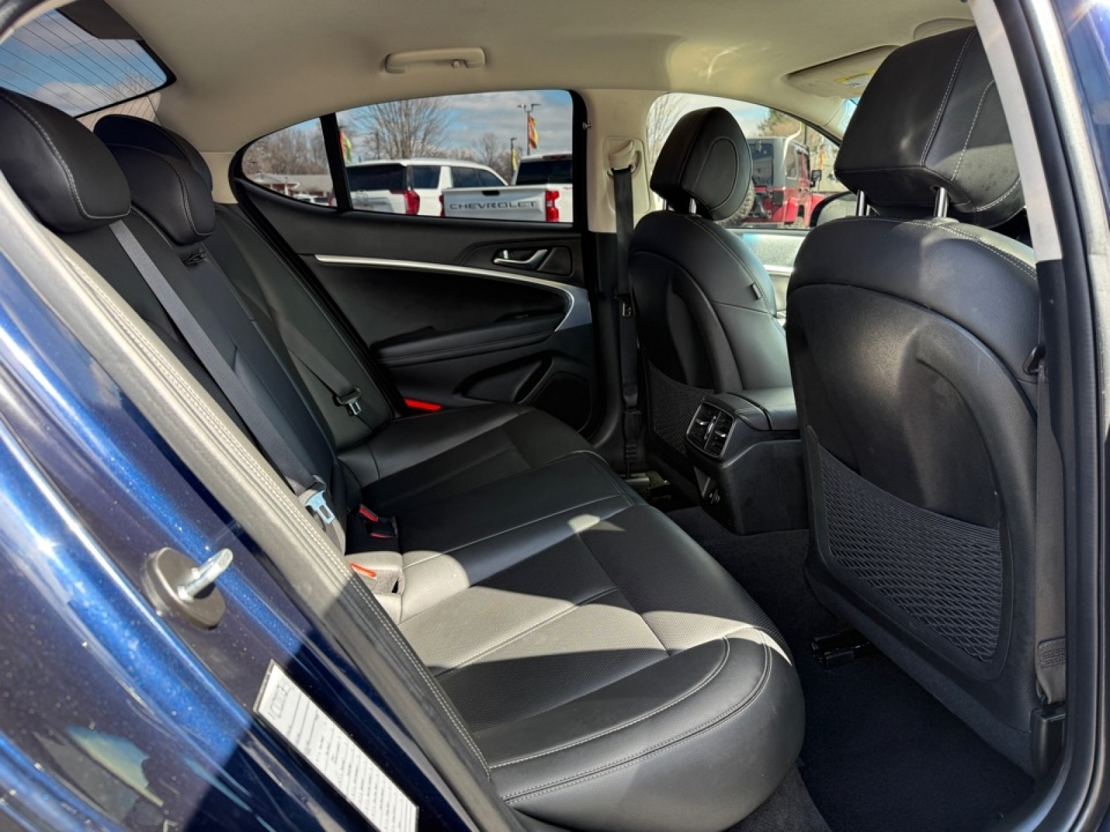 2023 Genesis G70 2.0T AWD, 39698, Photo