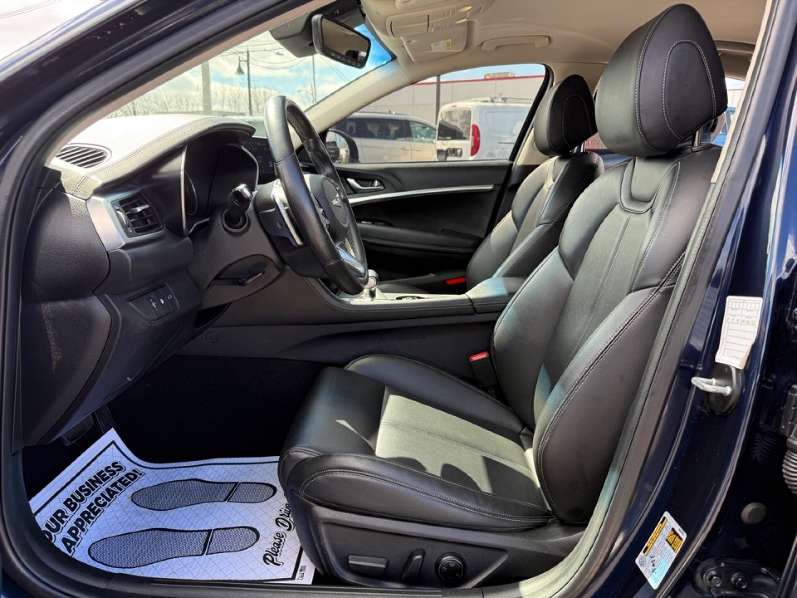 2023 Genesis G70 2.0T AWD, 39698, Photo