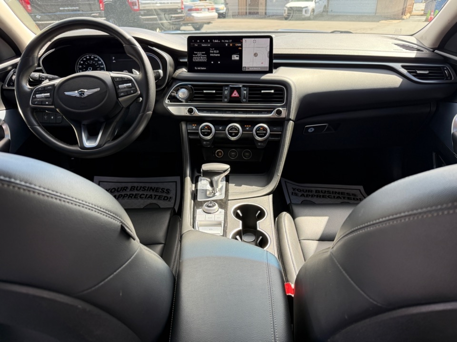 2023 Genesis G70 2.0T AWD, 39698, Photo