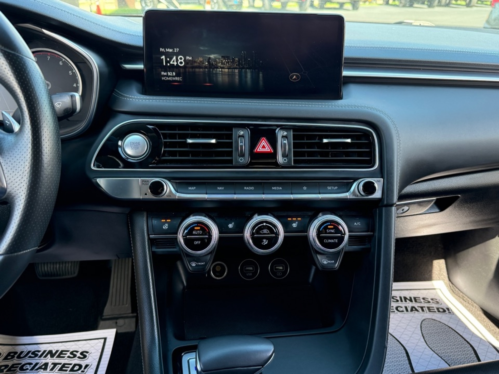 2023 Genesis G70 2.0T AWD, 39698, Photo