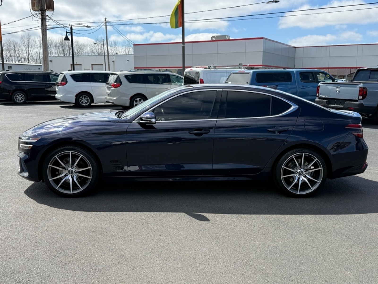 2023 Genesis G70 2.0T AWD, 39698, Photo