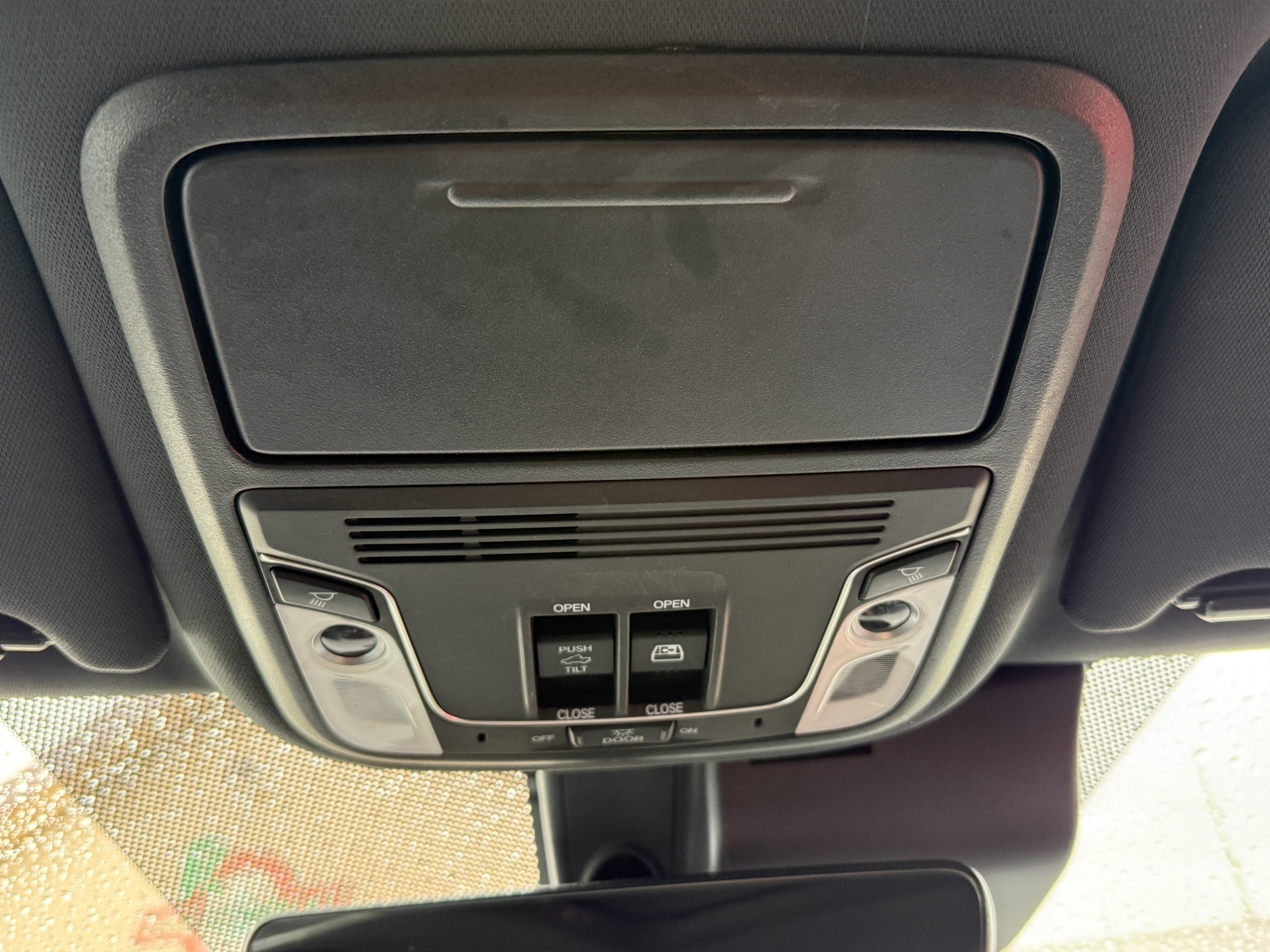 2023 Honda Ridgeline Black Edition, 39053, Photo