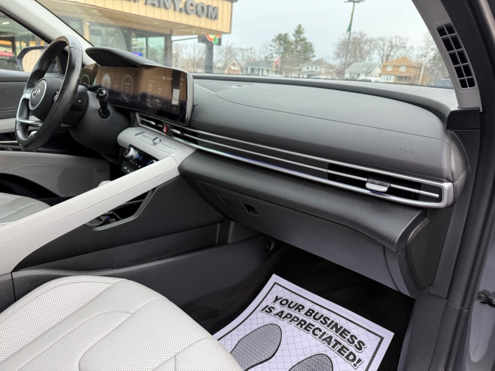 2023 Hyundai Elantra Hybrid Limited, 39245, Photo