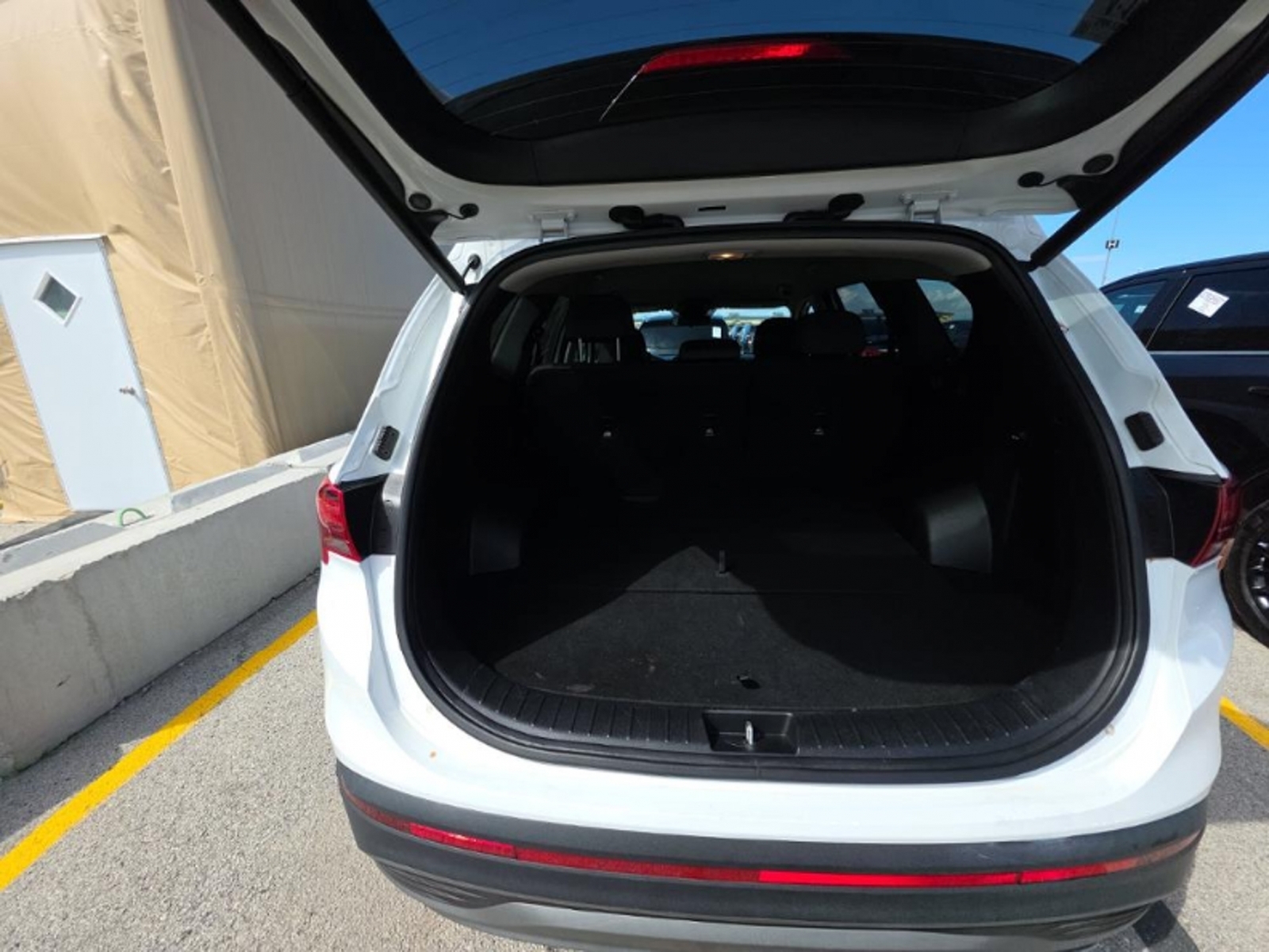 2023 Hyundai Santa Fe SEL, 39912, Photo