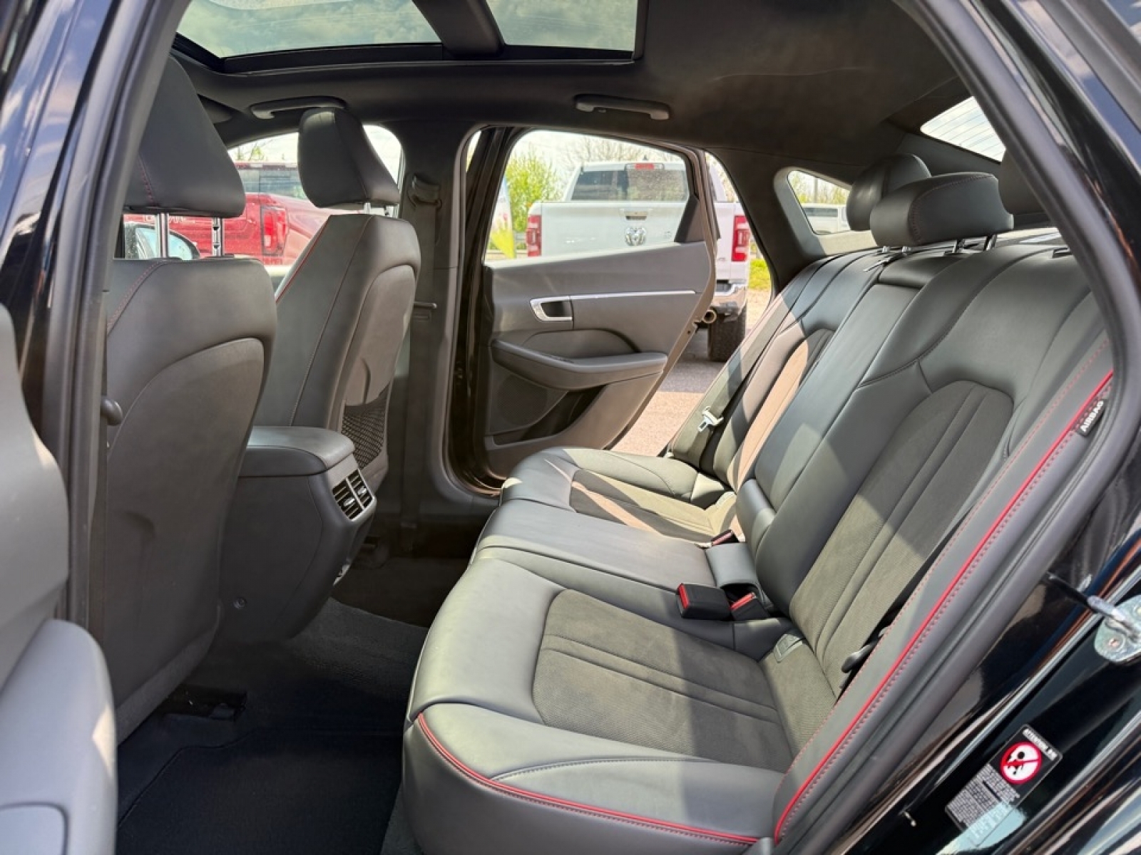 2023 Hyundai Sonata SEL Plus, 39582, Photo