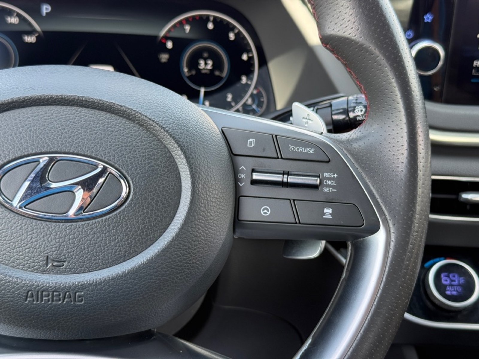 2023 Hyundai Sonata SEL Plus, 39582, Photo