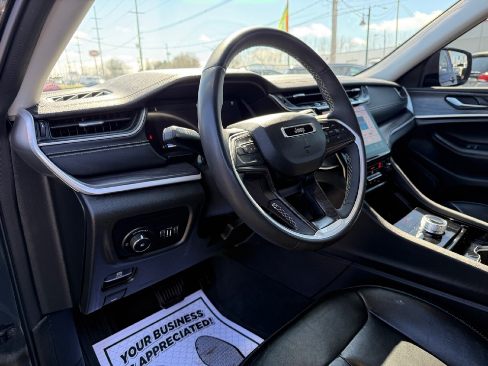 2023 Jeep Grand Cherokee Limited, 39688, Photo