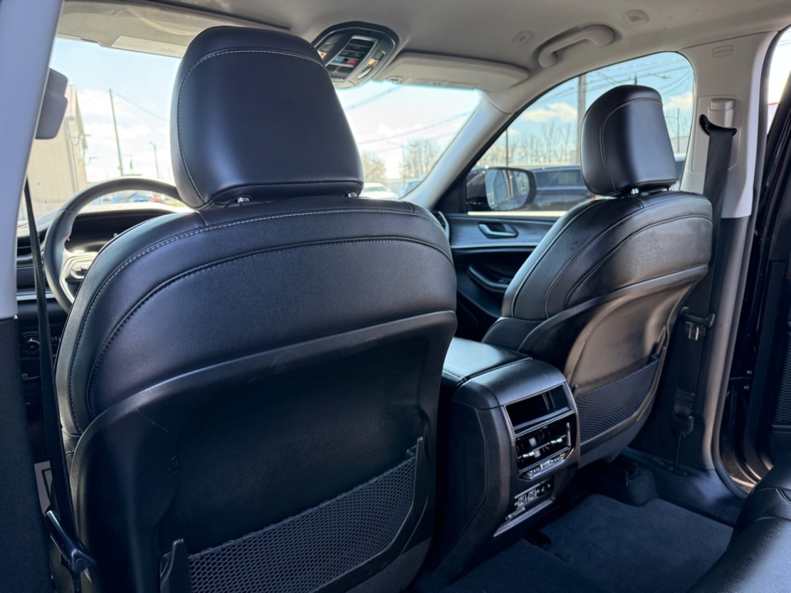 2023 Jeep Grand Cherokee Limited, 39688, Photo