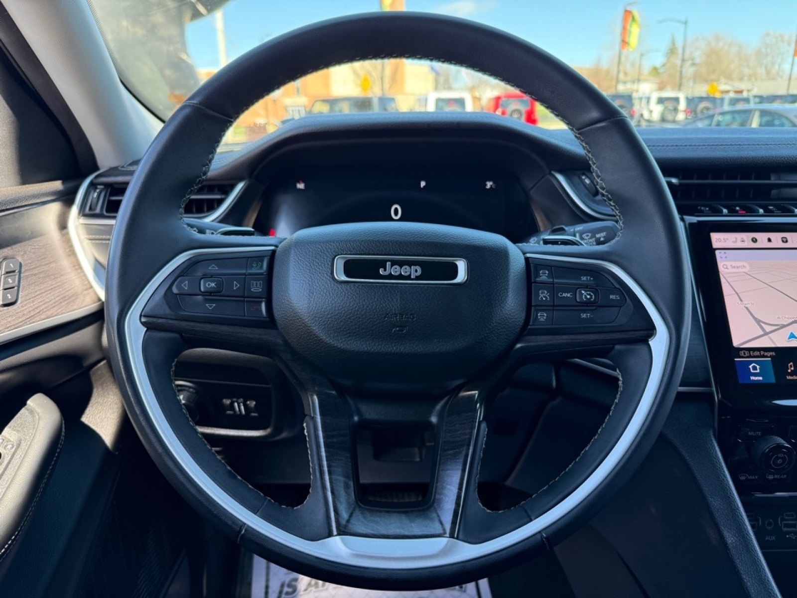 2023 Jeep Grand Cherokee Limited, 39688, Photo