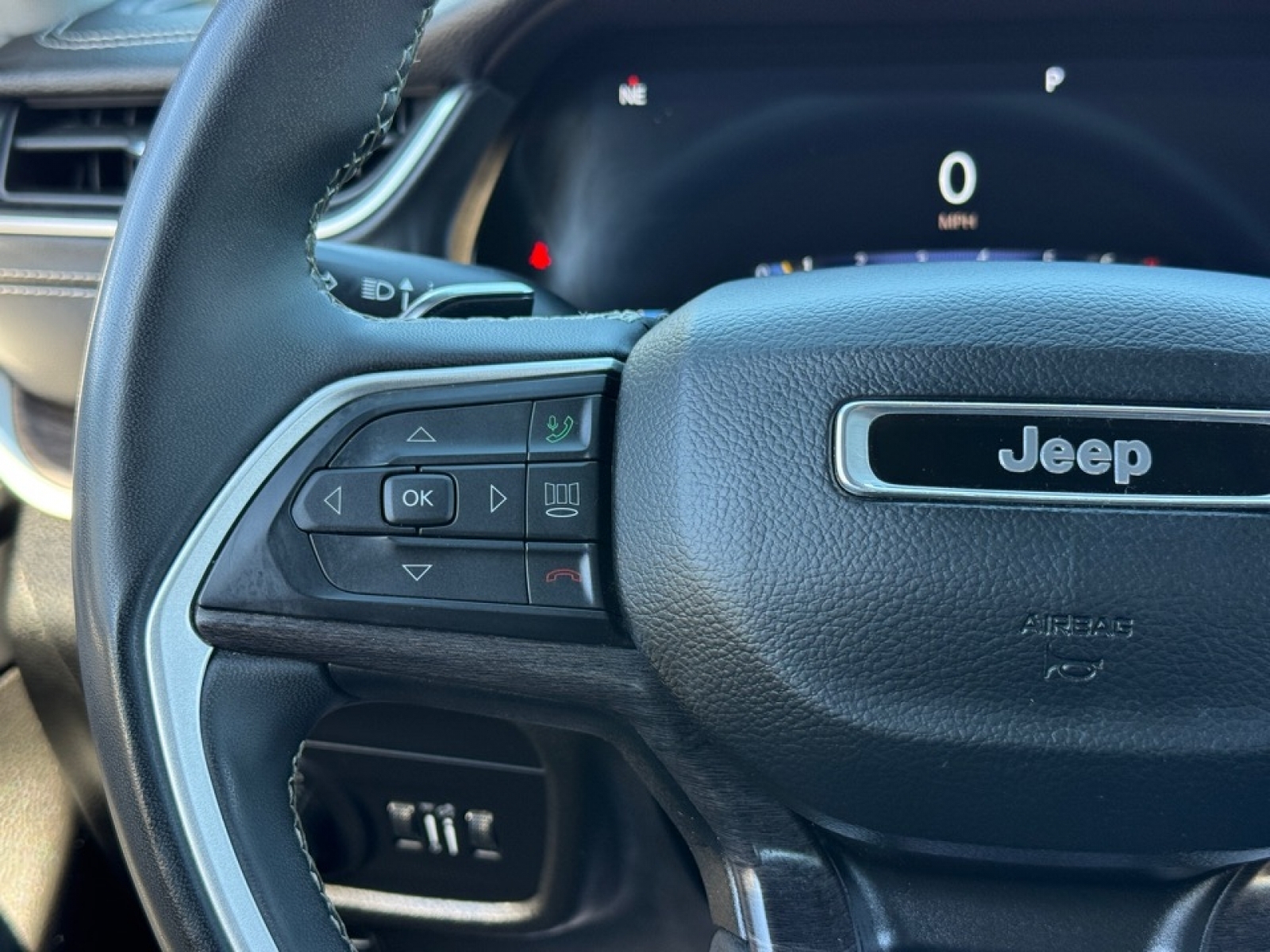 2023 Jeep Grand Cherokee Limited, 39688, Photo