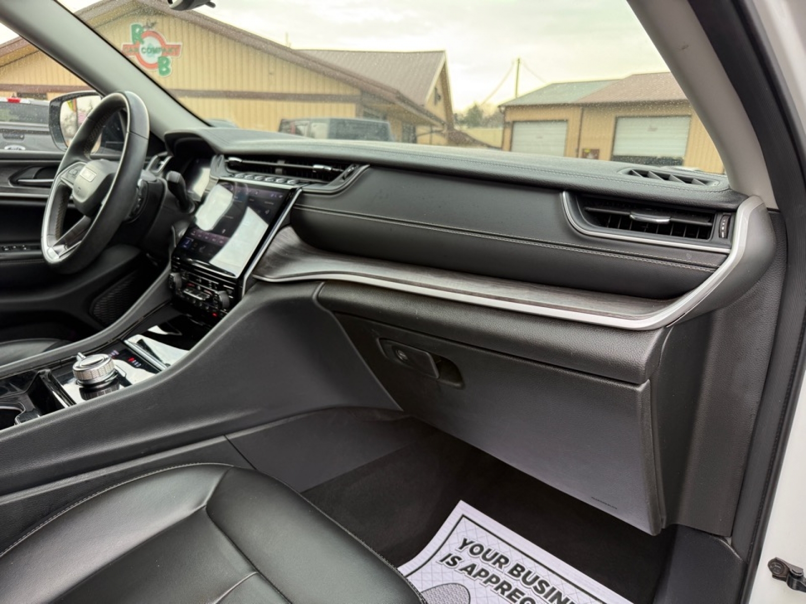 2023 Jeep Grand Cherokee Limited 4x4, 39689, Photo