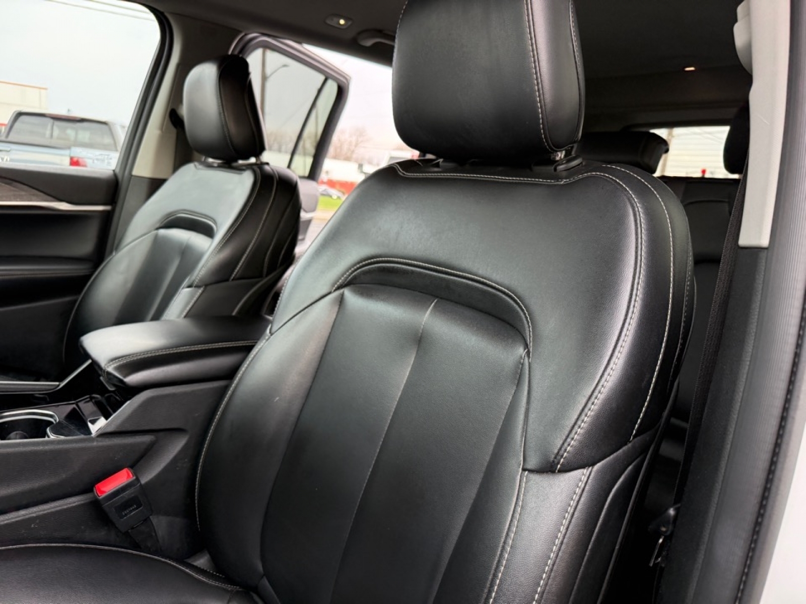 2023 Jeep Grand Cherokee Limited 4x4, 39689, Photo