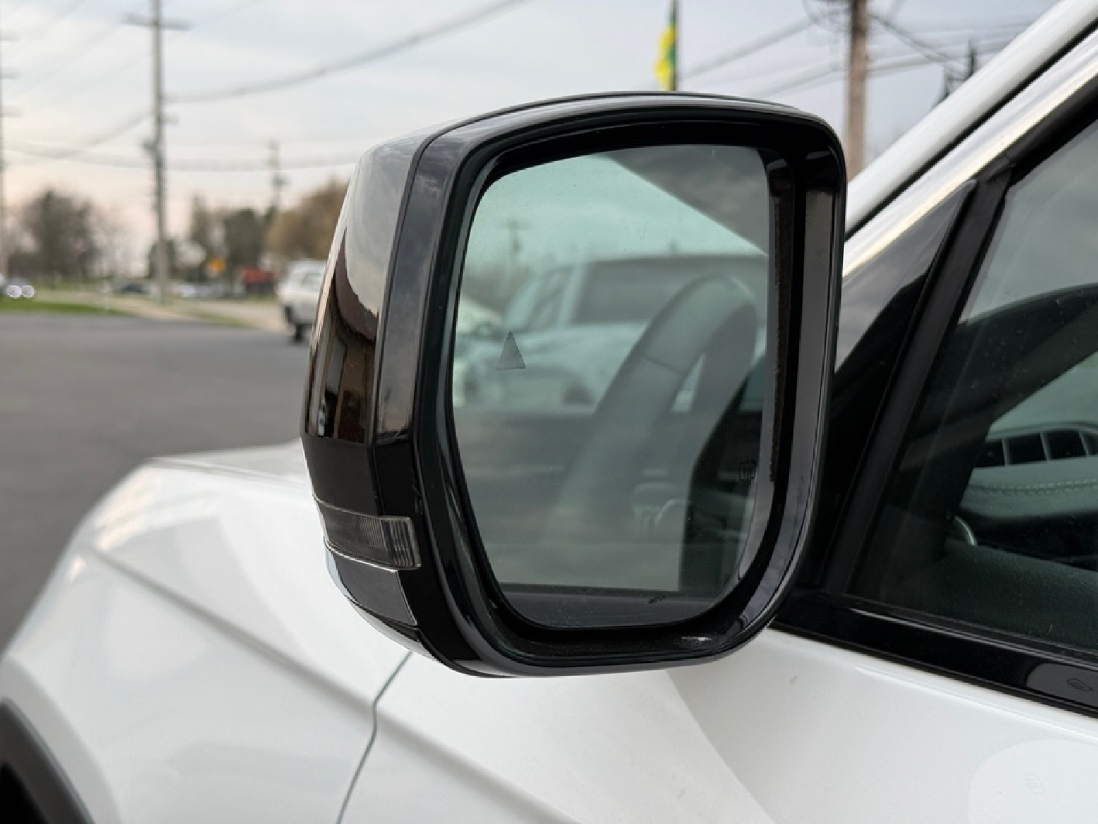 2023 Jeep Grand Cherokee Limited 4x4, 39689, Photo