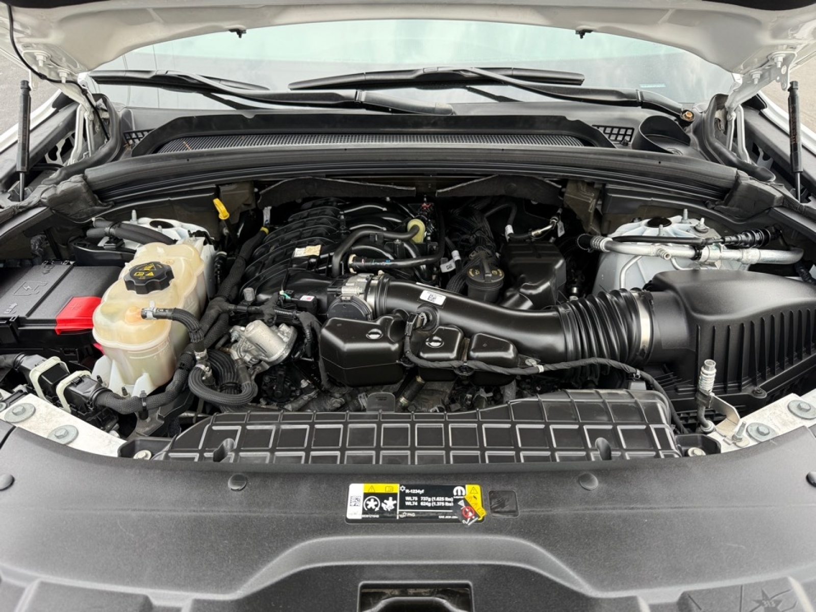 2023 Jeep Grand Cherokee Limited 4x4, 39689, Photo