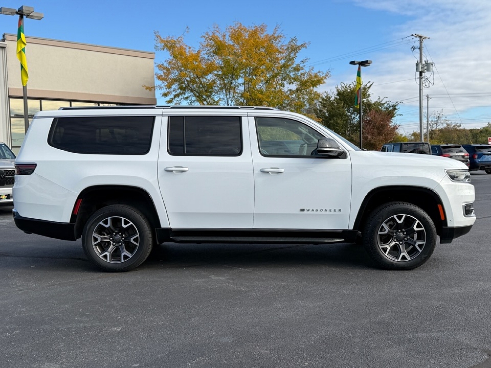 2023 Jeep Wagoneer L Series III 4x4, 39095, Photo