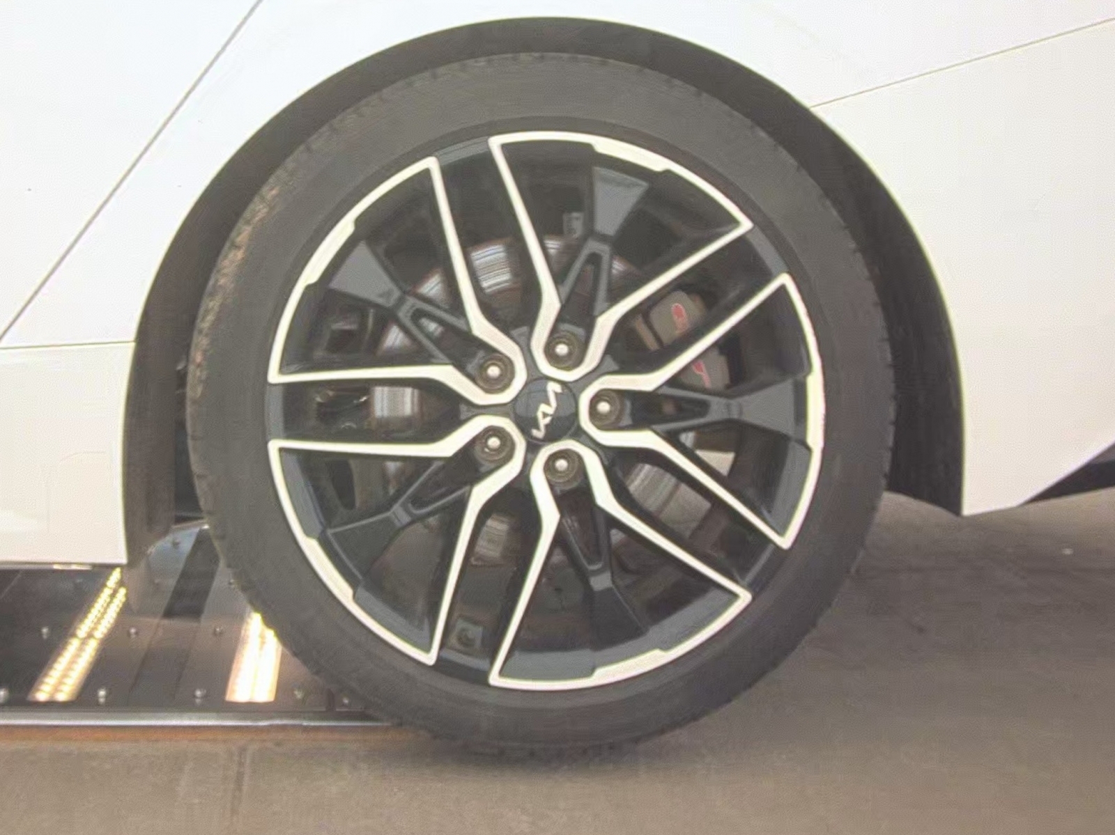 2023 Kia K5 GT, 39854, Photo