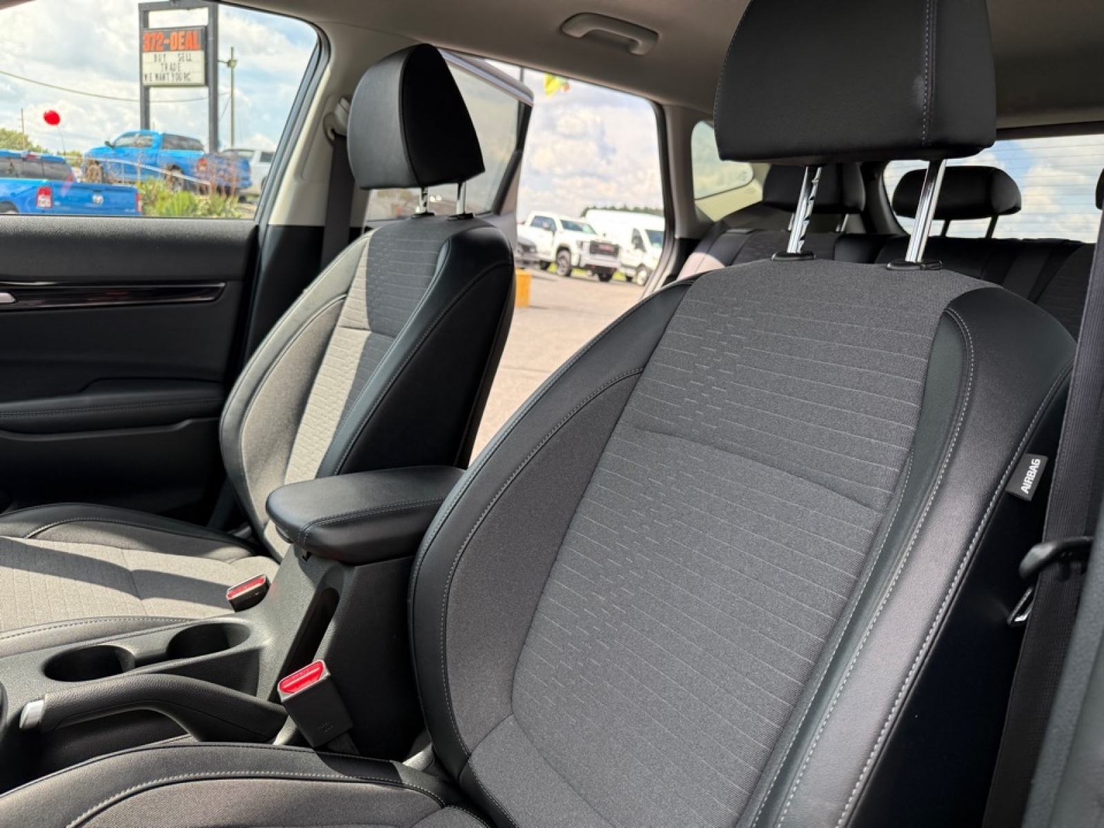 2023 Kia Seltos S photo 13