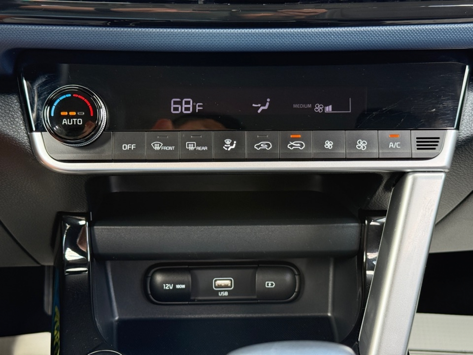 2023 Kia Seltos S photo 27