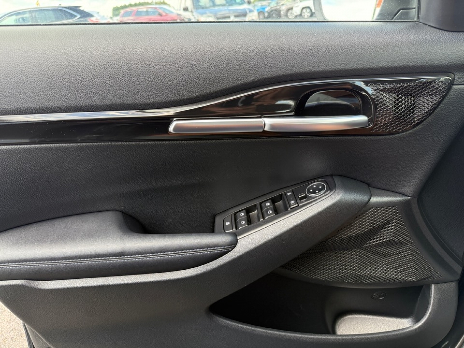 2023 Kia Seltos S photo 33