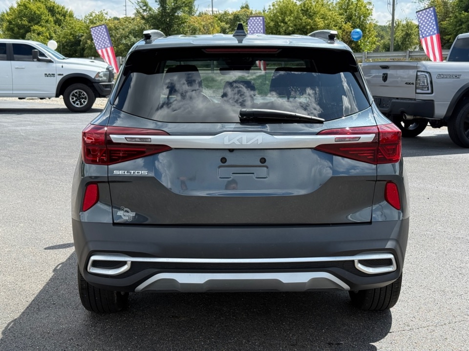 2023 Kia Seltos S photo 5