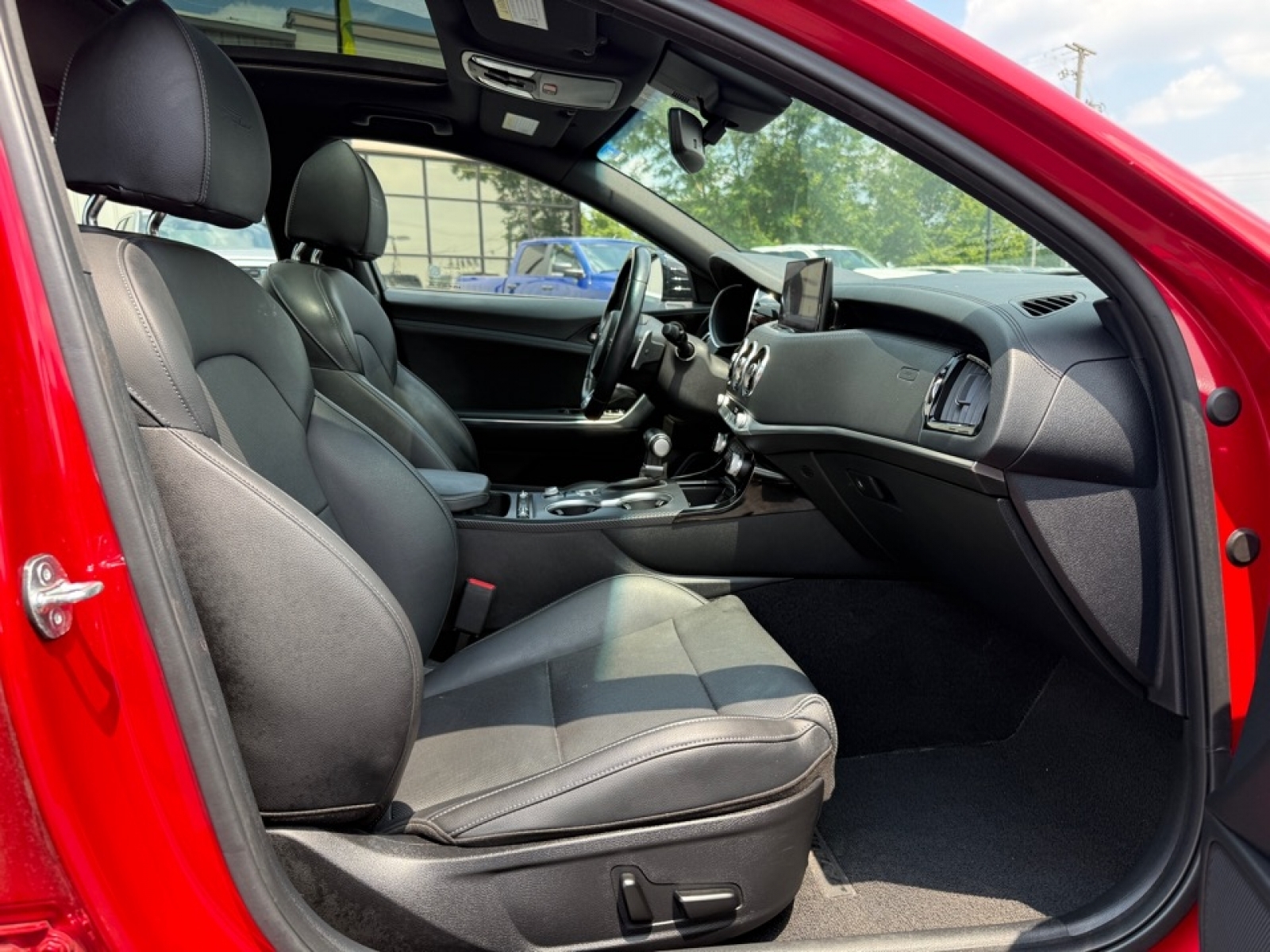 2023 Kia Stinger GT-Line photo 11