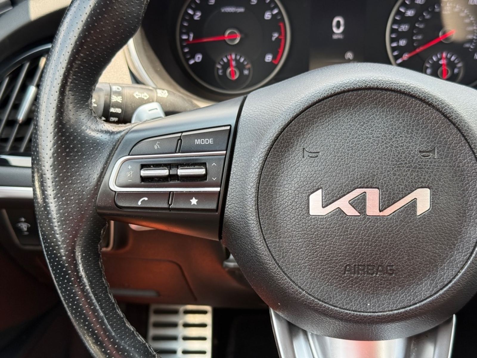 2023 Kia Stinger GT-Line photo 22