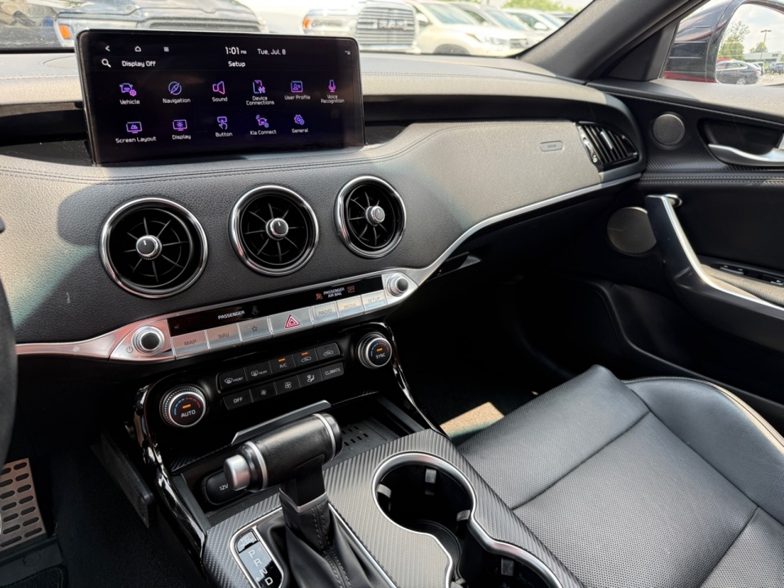 2023 Kia Stinger GT-Line photo 31