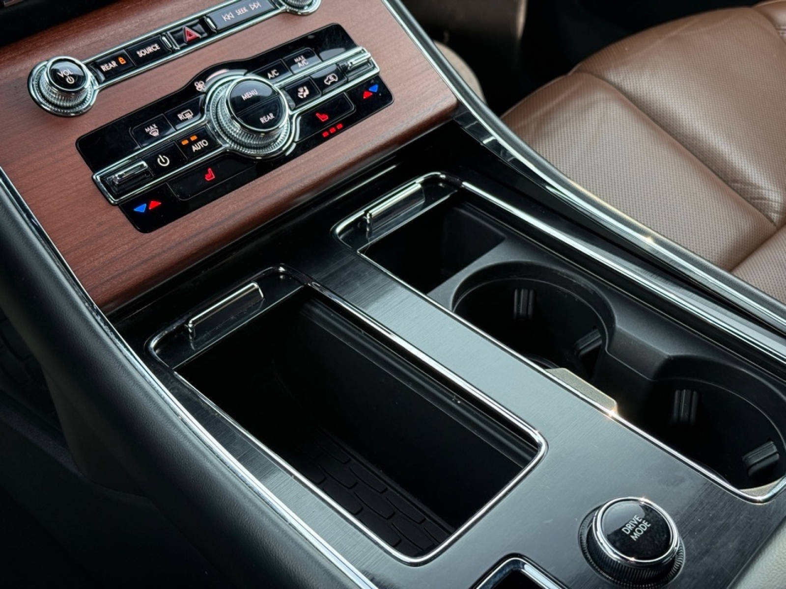 2023 Lincoln Aviator Reserve, 39496, Photo