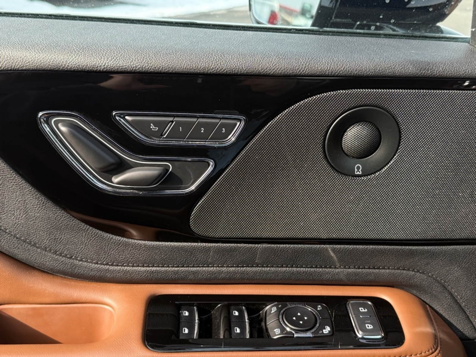 2023 Lincoln Aviator Reserve, 39496, Photo