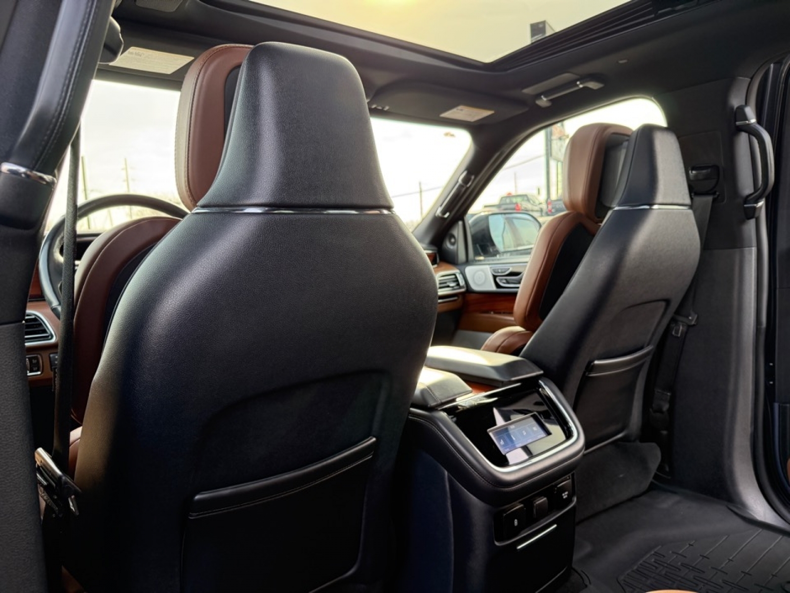 2023 Lincoln Navigator L Reserve, 39302, Photo