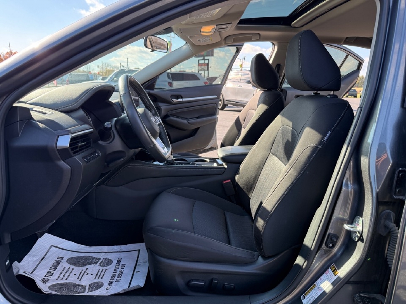 2023 Nissan Altima SV Intelligent AWD, 39012, Photo